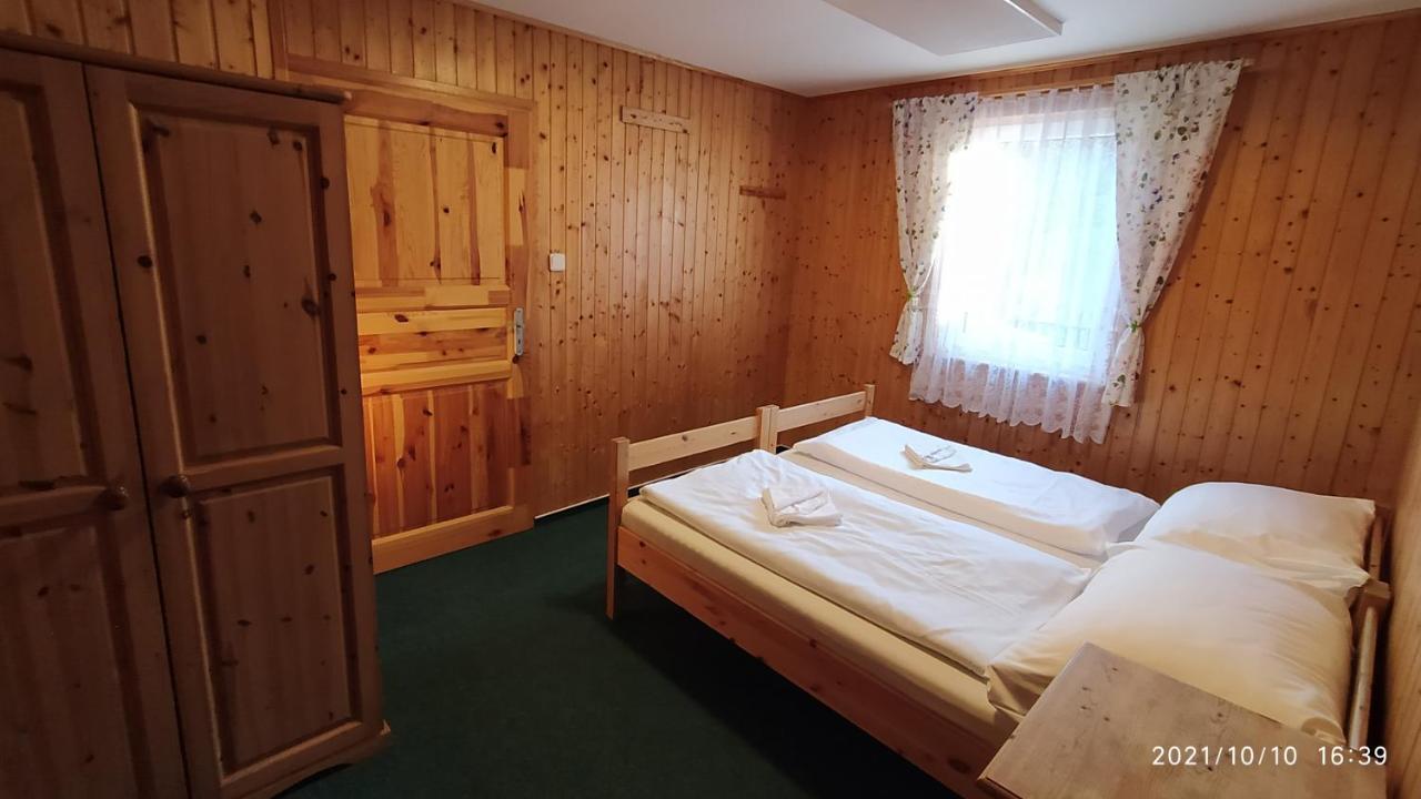 Penzion U Rybníka Mariánská Exterior foto