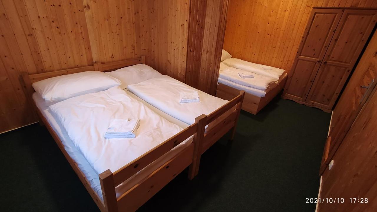 Penzion U Rybníka Mariánská Exterior foto
